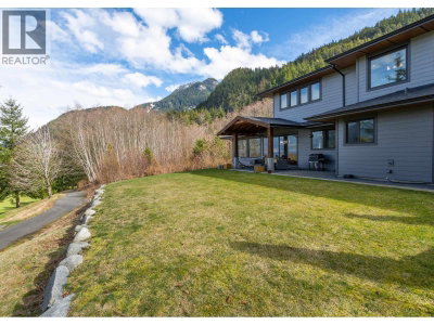 300 FURRY CREEK Drive | West Vancouver British Columbia | Slide Image Thirty-eight