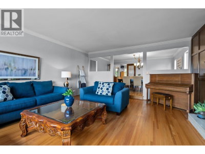 83 WOODLAND Drive | Delta British Columbia | Slide Image Thirteen