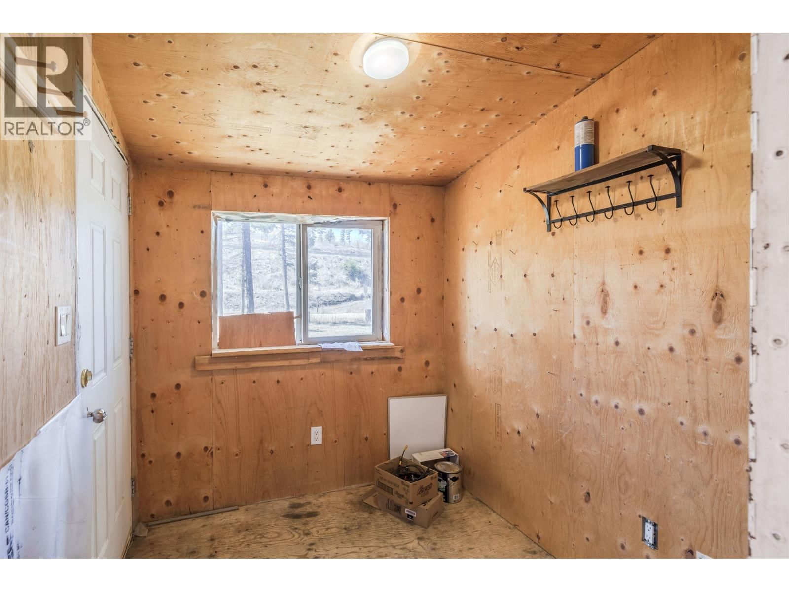 5469 SAUNDERS CRESCENT Image 12