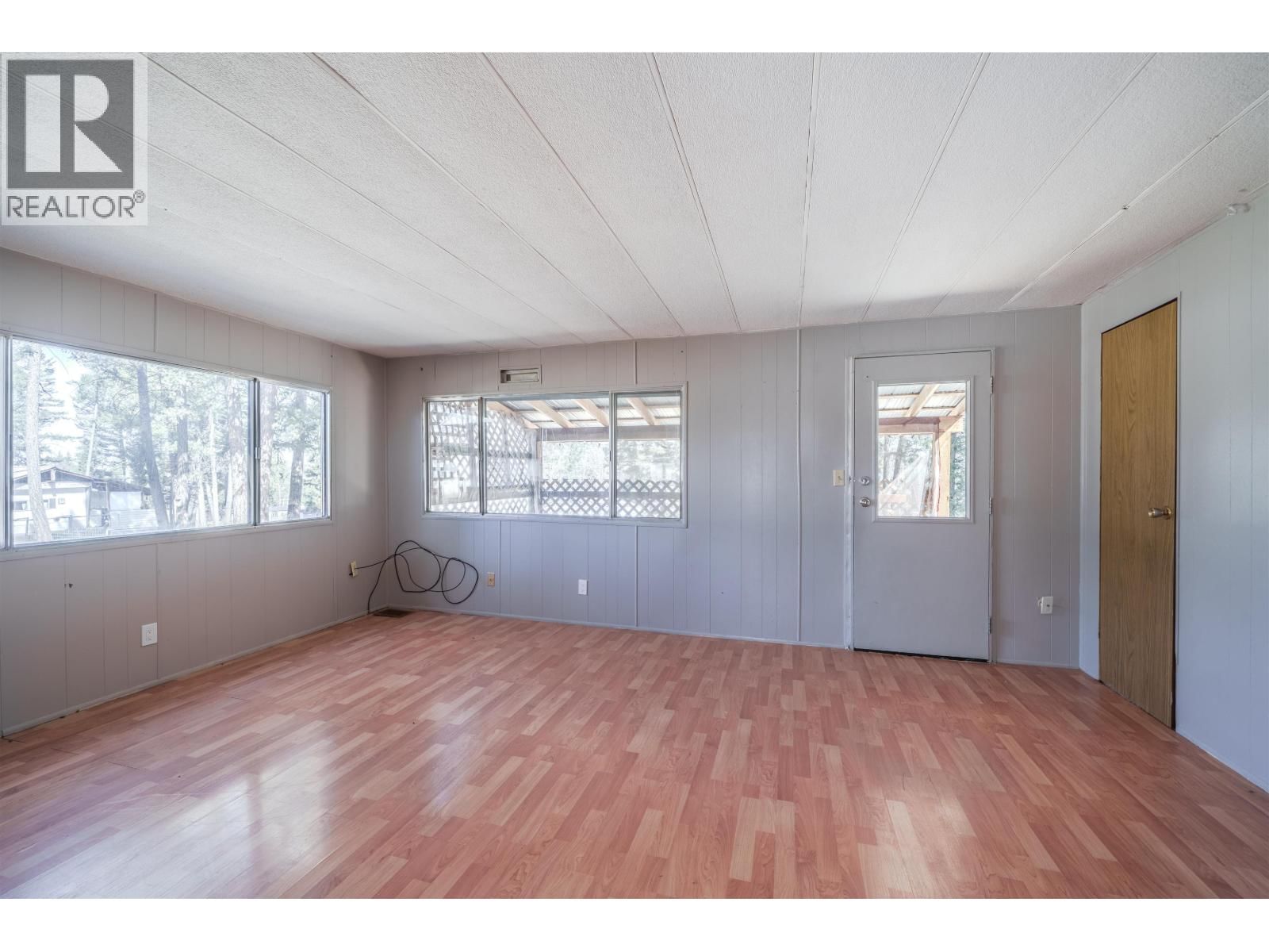 5469 SAUNDERS CRESCENT Image 6