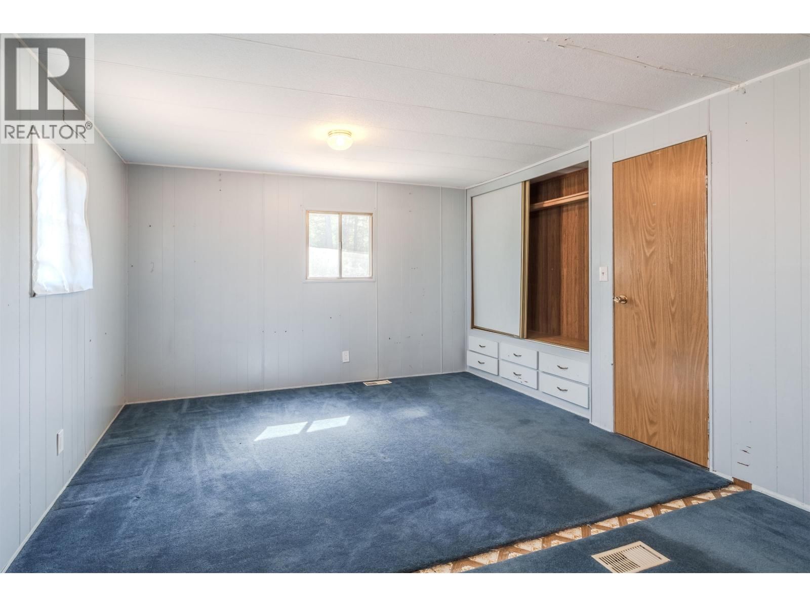 5469 SAUNDERS CRESCENT Image 7