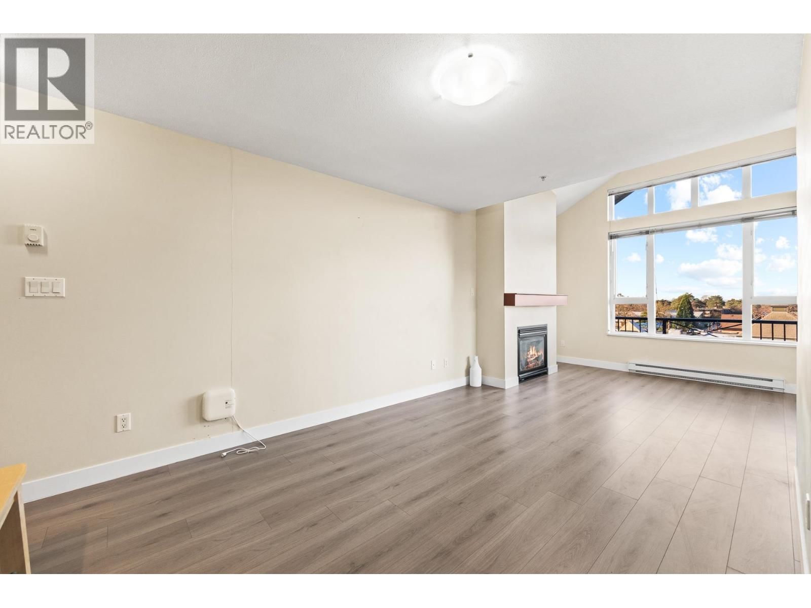 417 - 7089 MONT ROYAL SQUARE Image 7