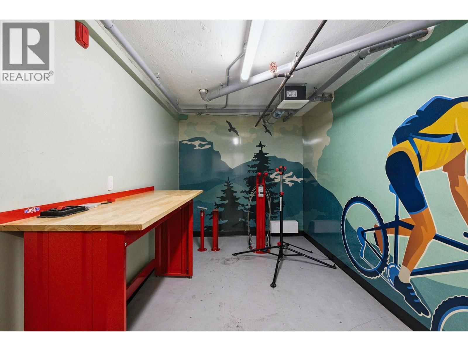 TH4 - 128 8TH STREET Image 25