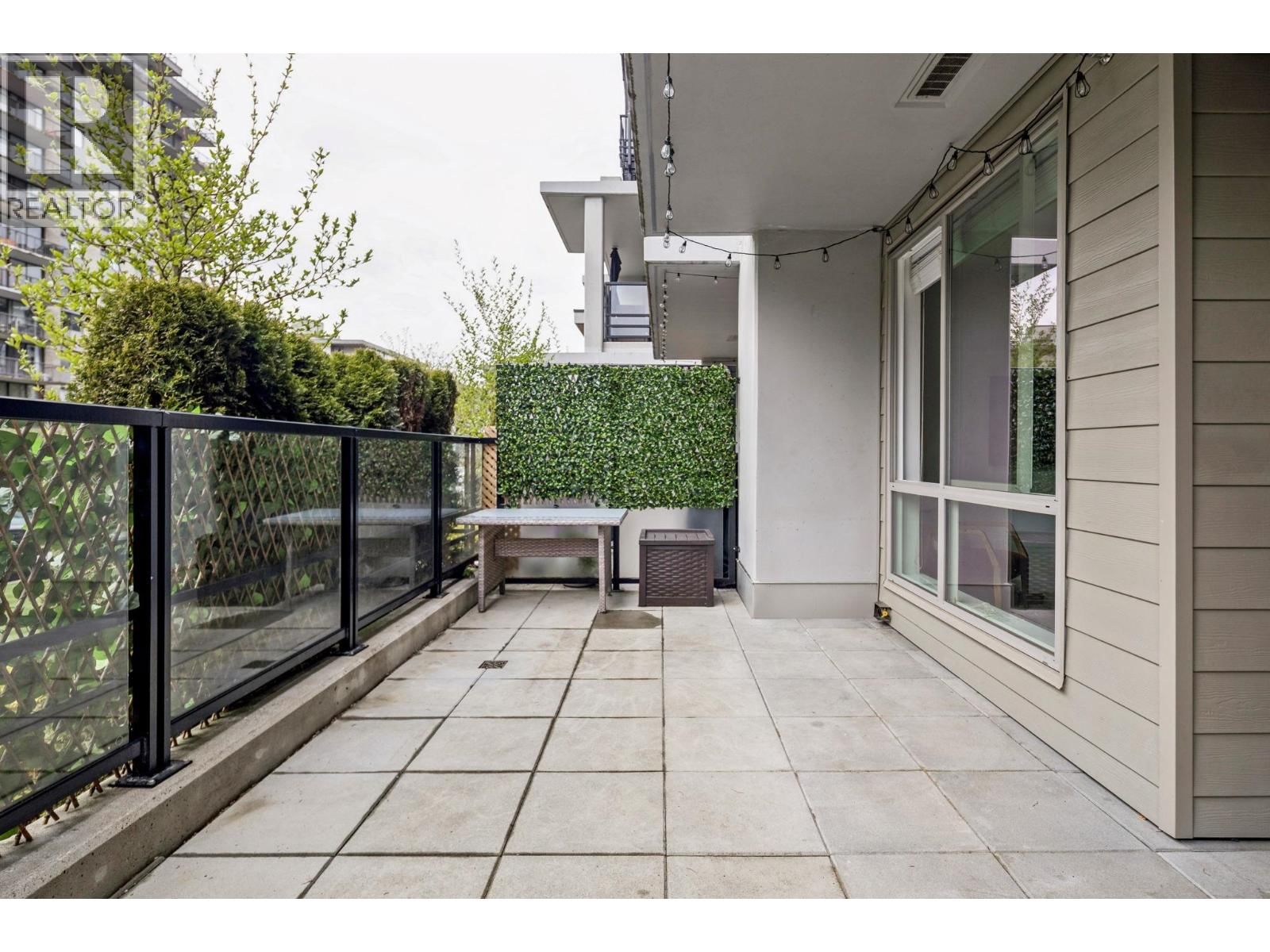 TH4 - 128 8TH STREET Image 34