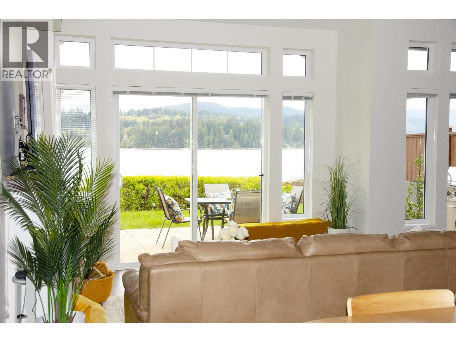 5915 BEACHGATE LANE Image 5