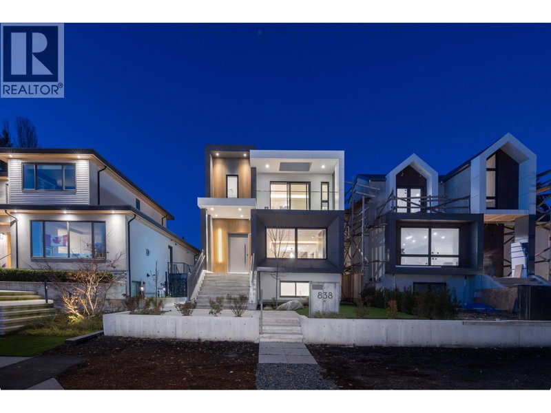 838 14TH Street, North Vancouver, V7L2P6 | Image 2