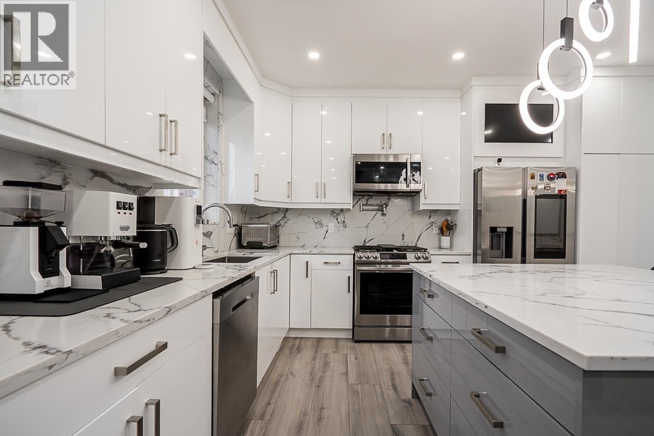 #2 - 4675 CANADA WAY Image 11