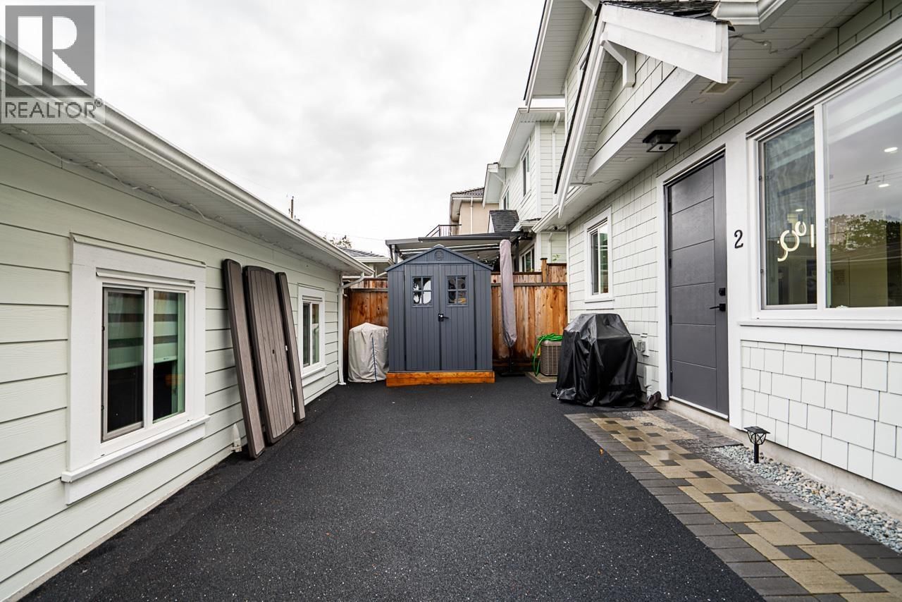 #2 - 4675 CANADA WAY Image 22