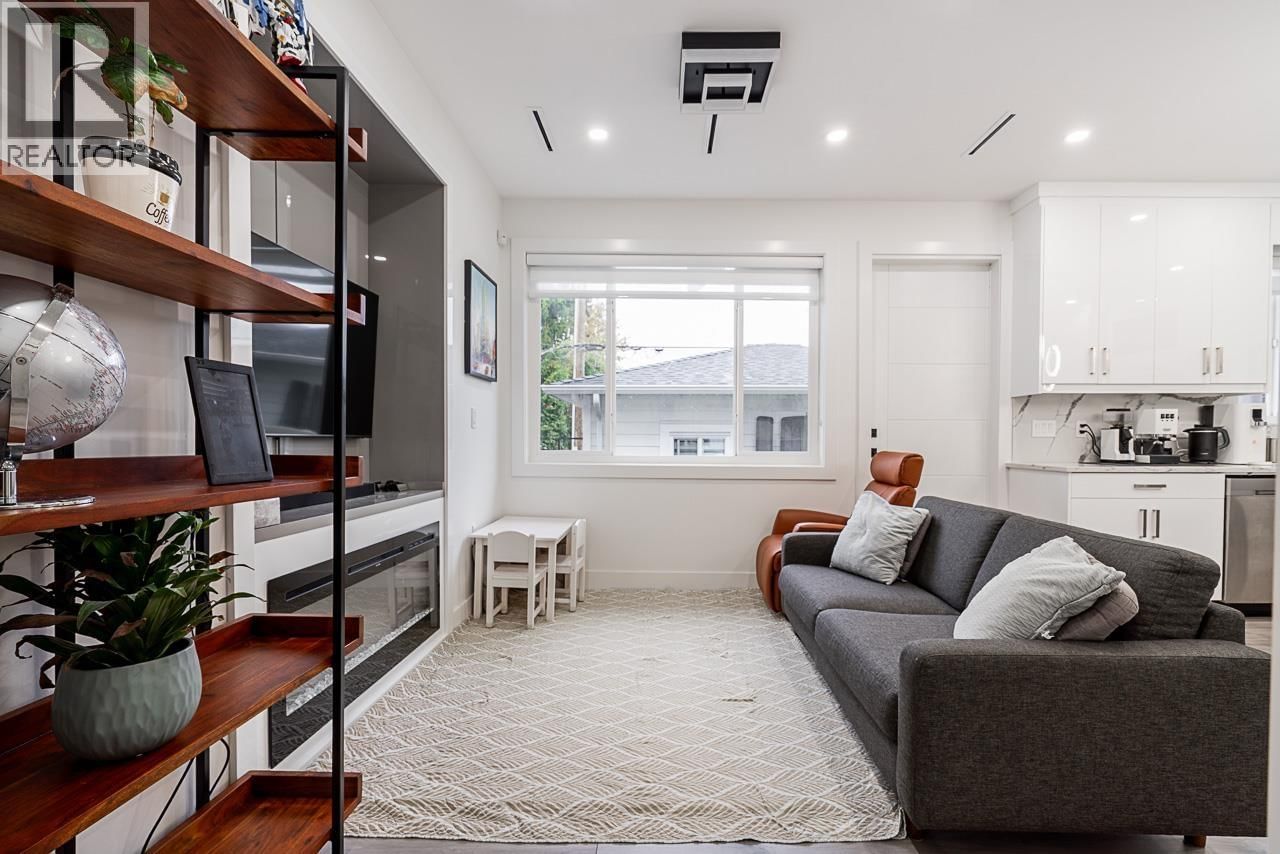 #2 - 4675 CANADA WAY Image 3