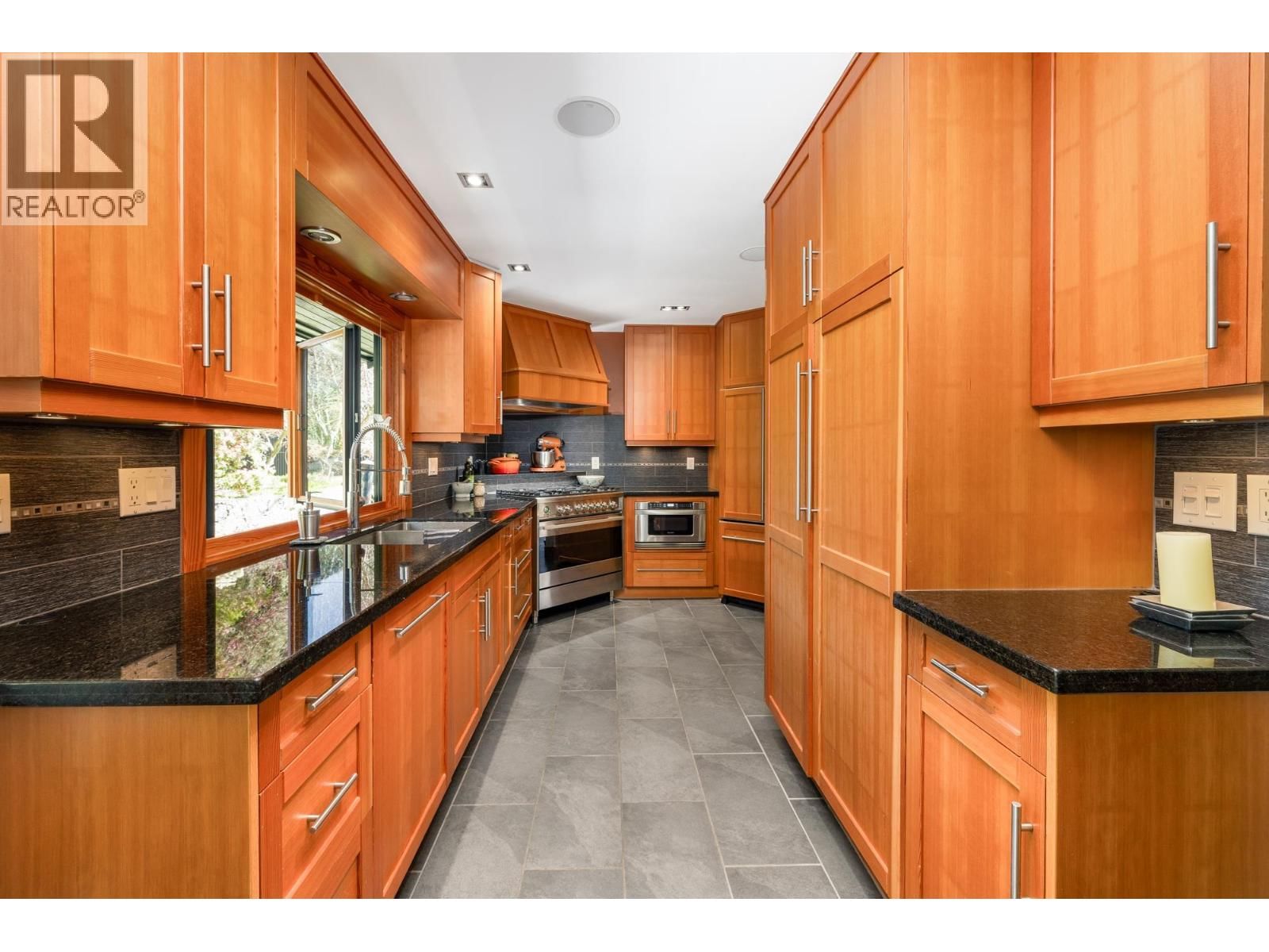 1374 15TH STREET Image 22