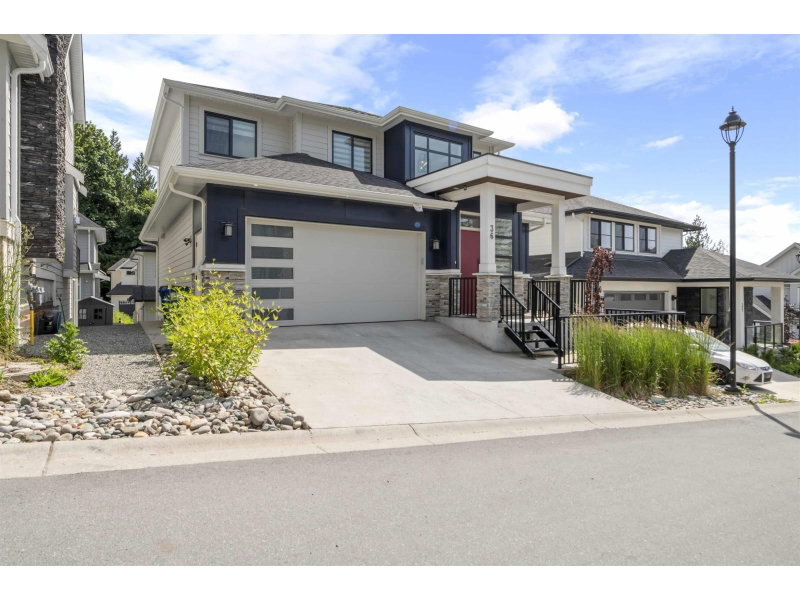4127 OLD CLAYBURN Road Abbotsford British Columbia, V3G 1L5 - 4 Bedrooms Condo For Sale