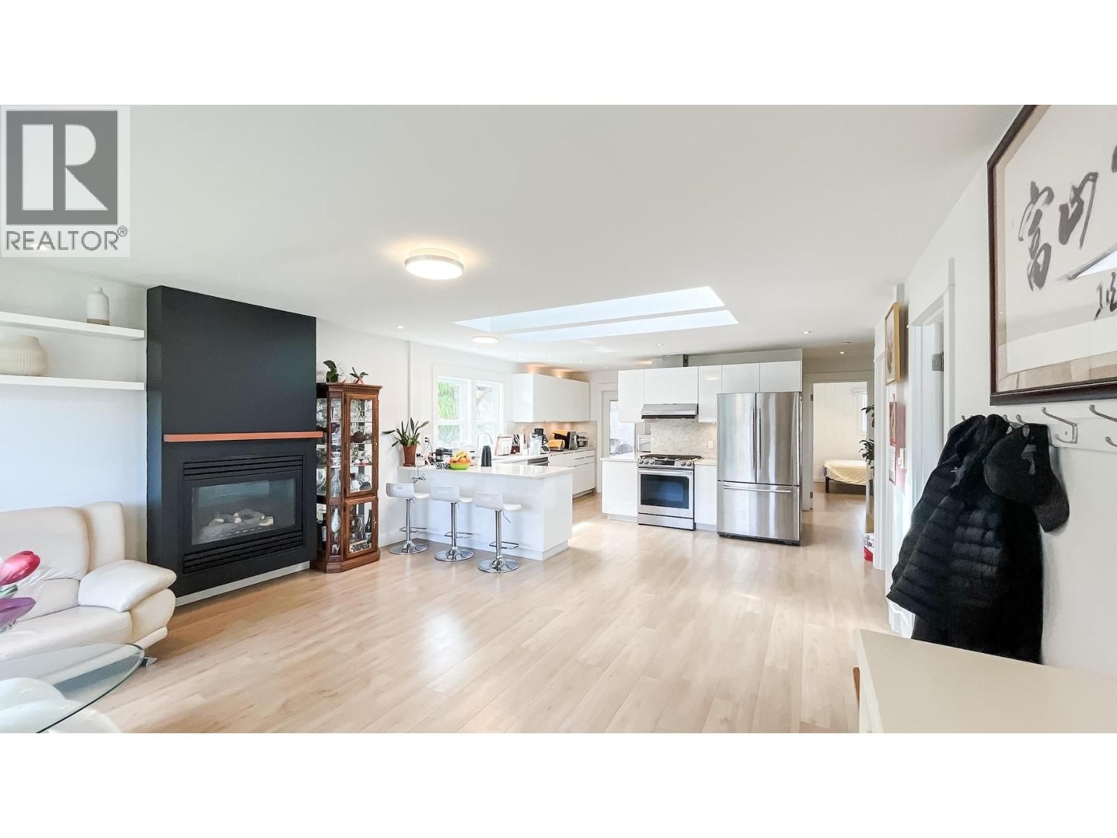 931 SPERLING AVENUE Image 11