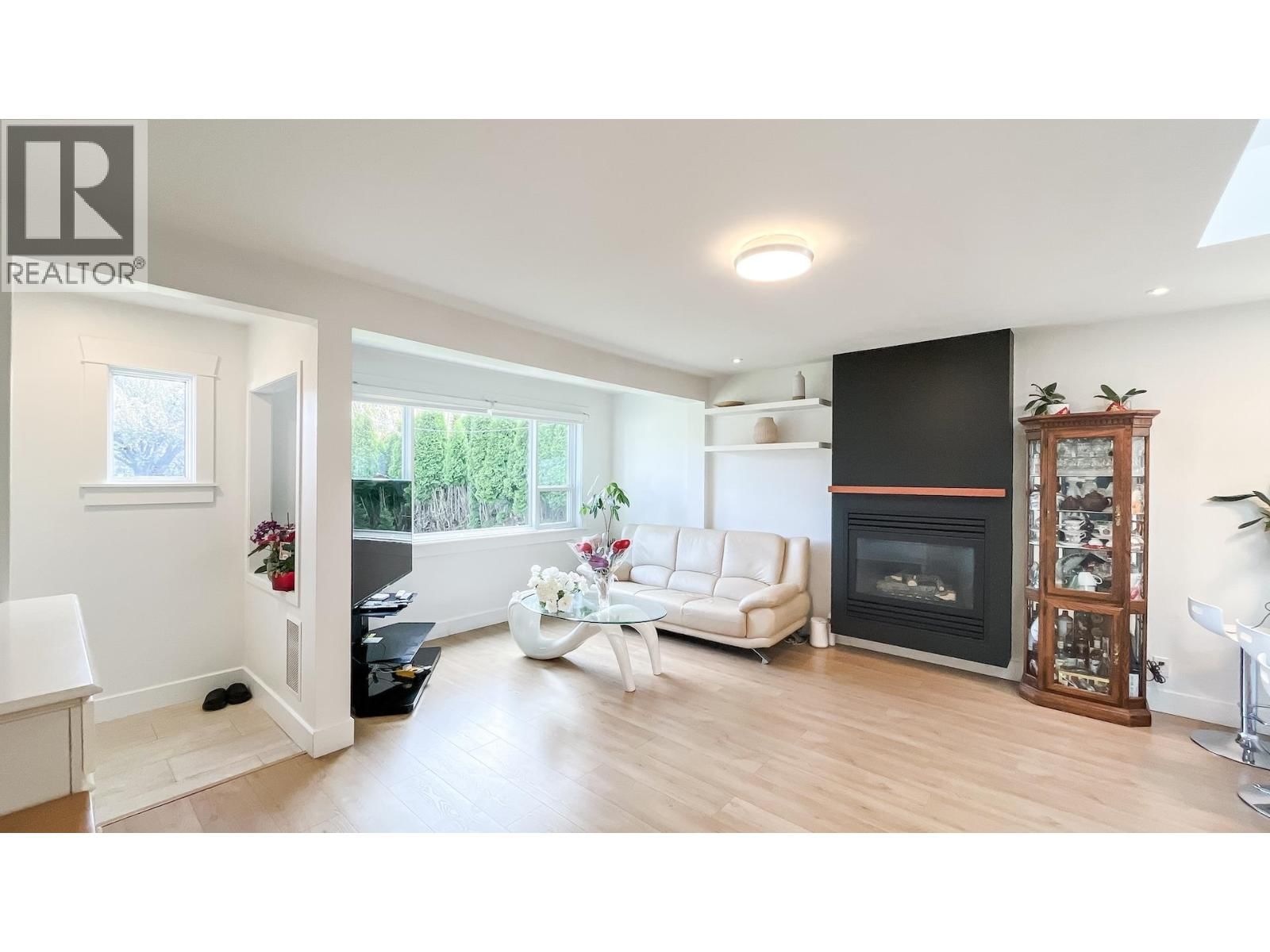 931 SPERLING AVENUE Image 12