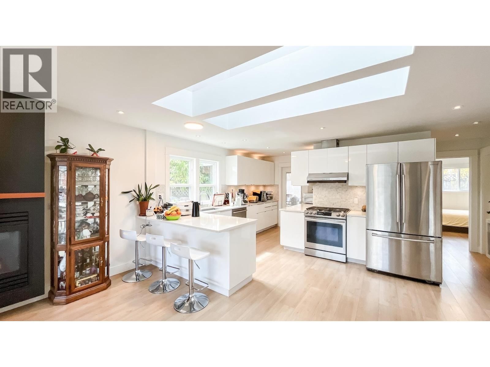 931 SPERLING AVENUE Image 17