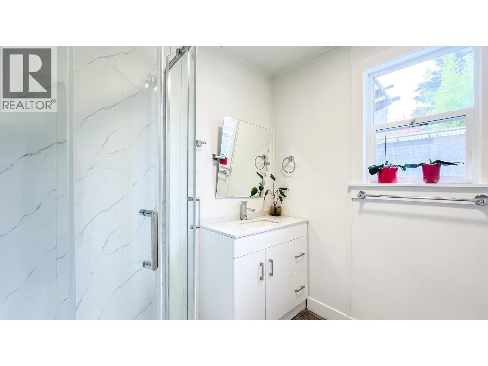 931 SPERLING AVENUE Image 24