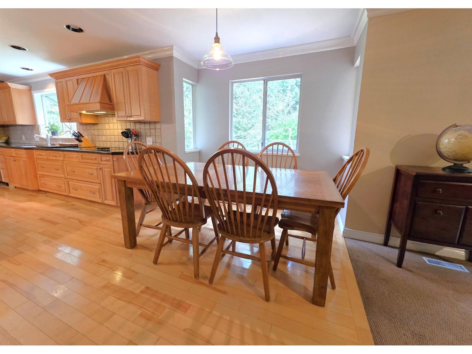 8412 213TH STREET Image 10