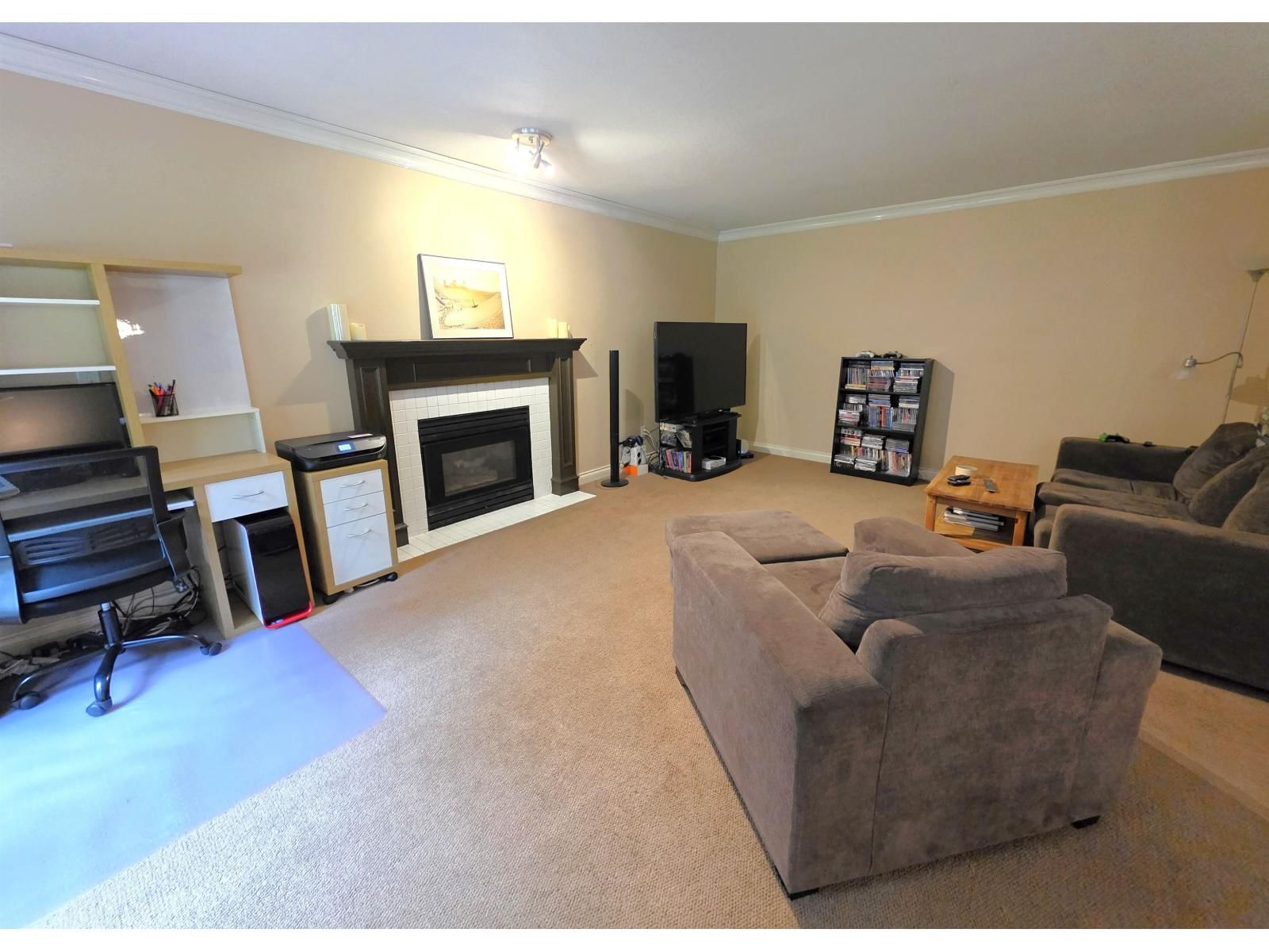 8412 213TH STREET Image 12