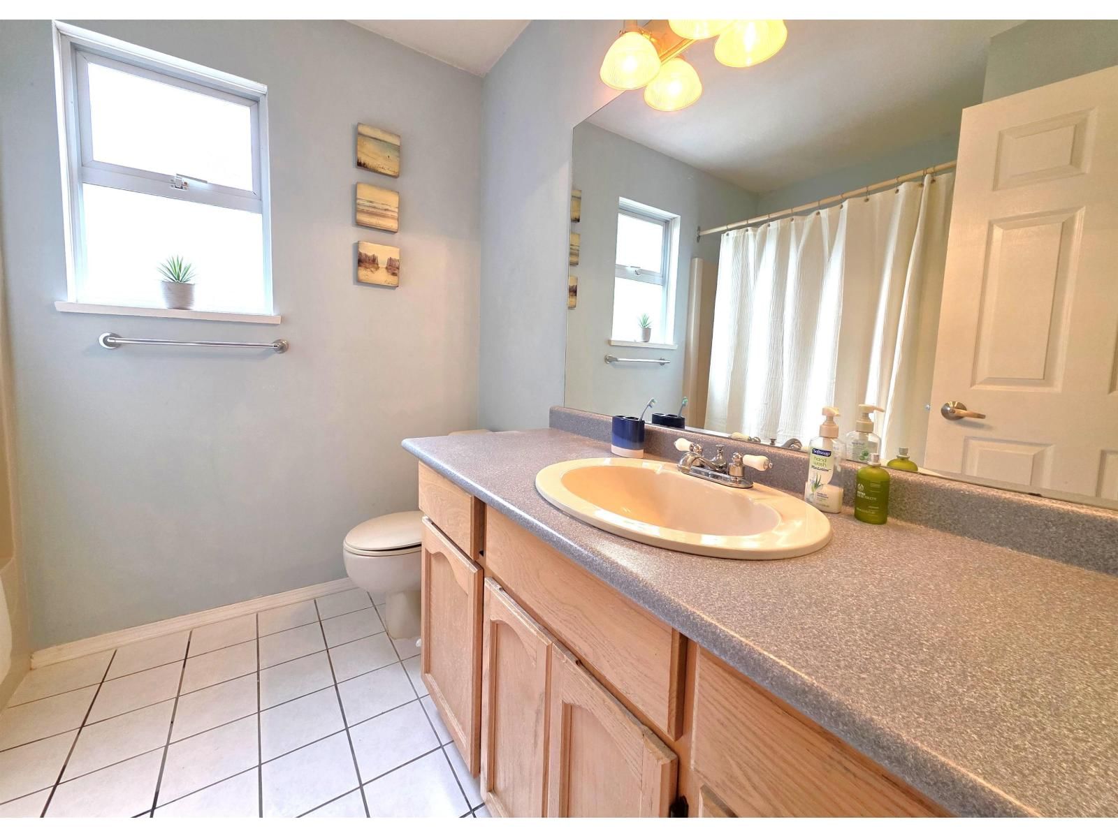 8412 213TH STREET Image 23