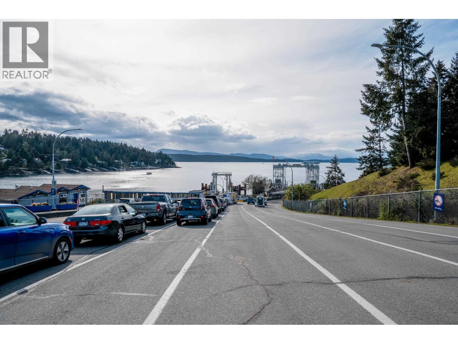 548 DALTON DRIVE Image 23