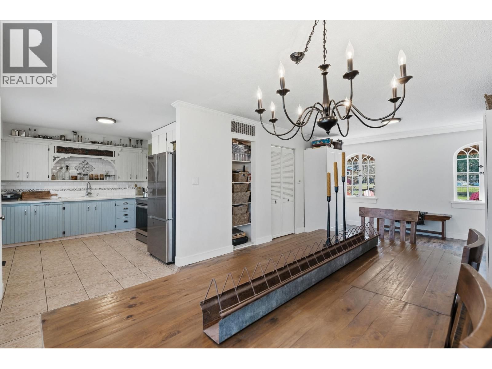 12082 261 STREET Image 15