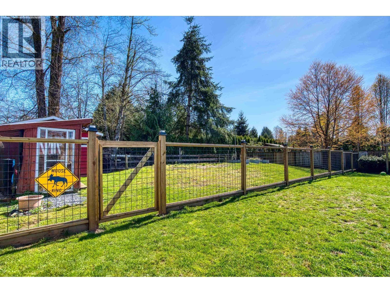 12082 261 STREET Image 37