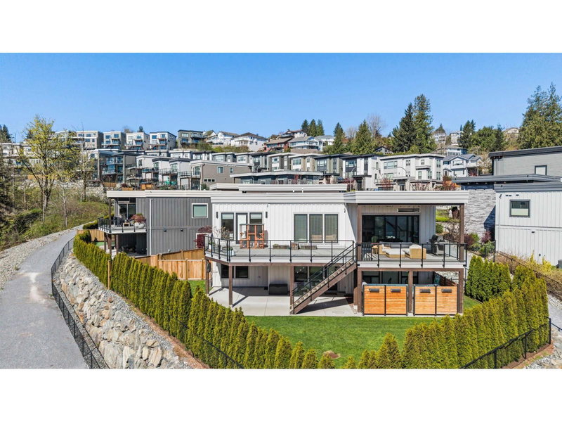 35990 TIMBERLANE Drive, Abbotsford, V3G0H5 | Image 2