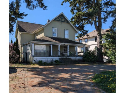 45360 HODGINS Avenue | Chilliwack British Columbia | Slide Image One