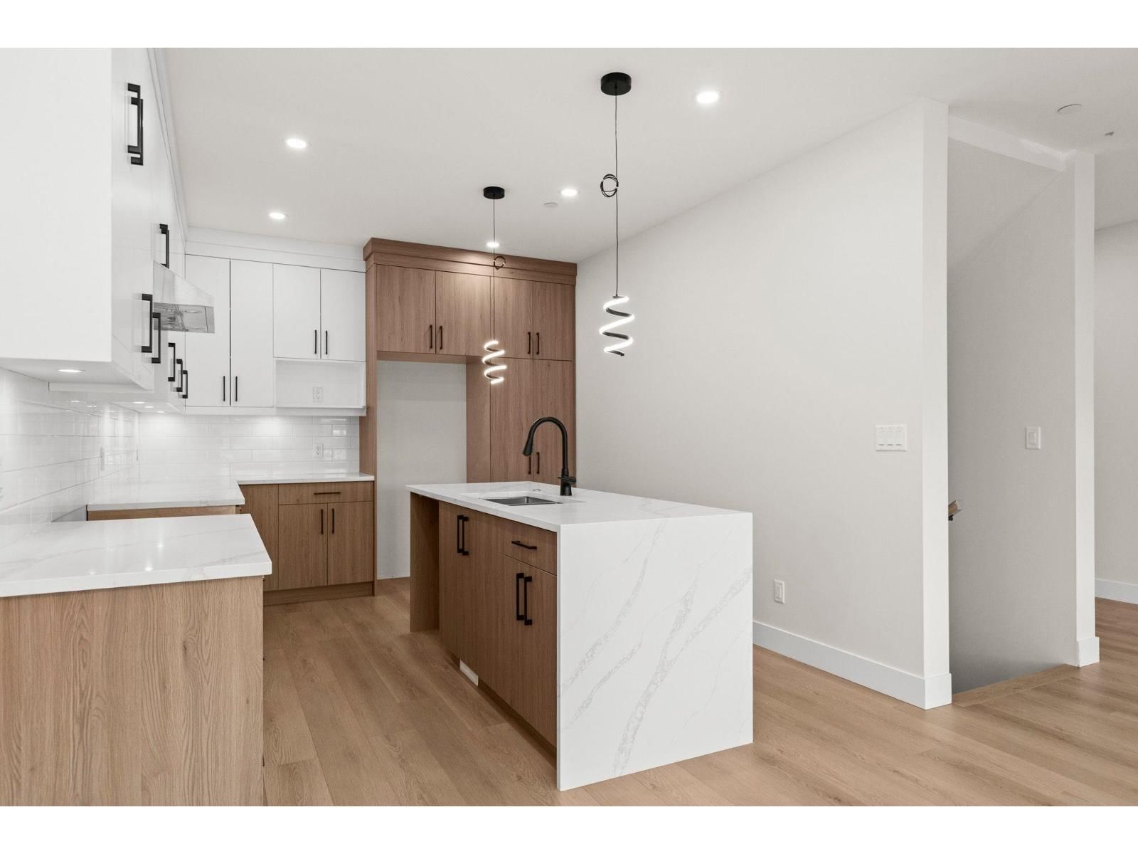 8576 DUNBAR WAY Image 12