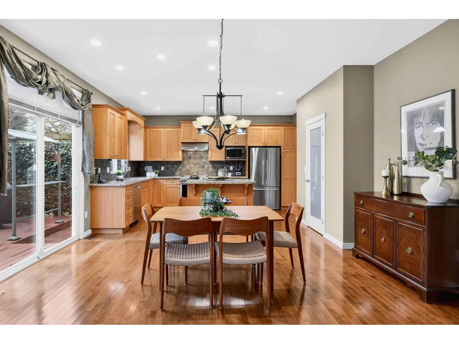 7134 196A STREET Image 11