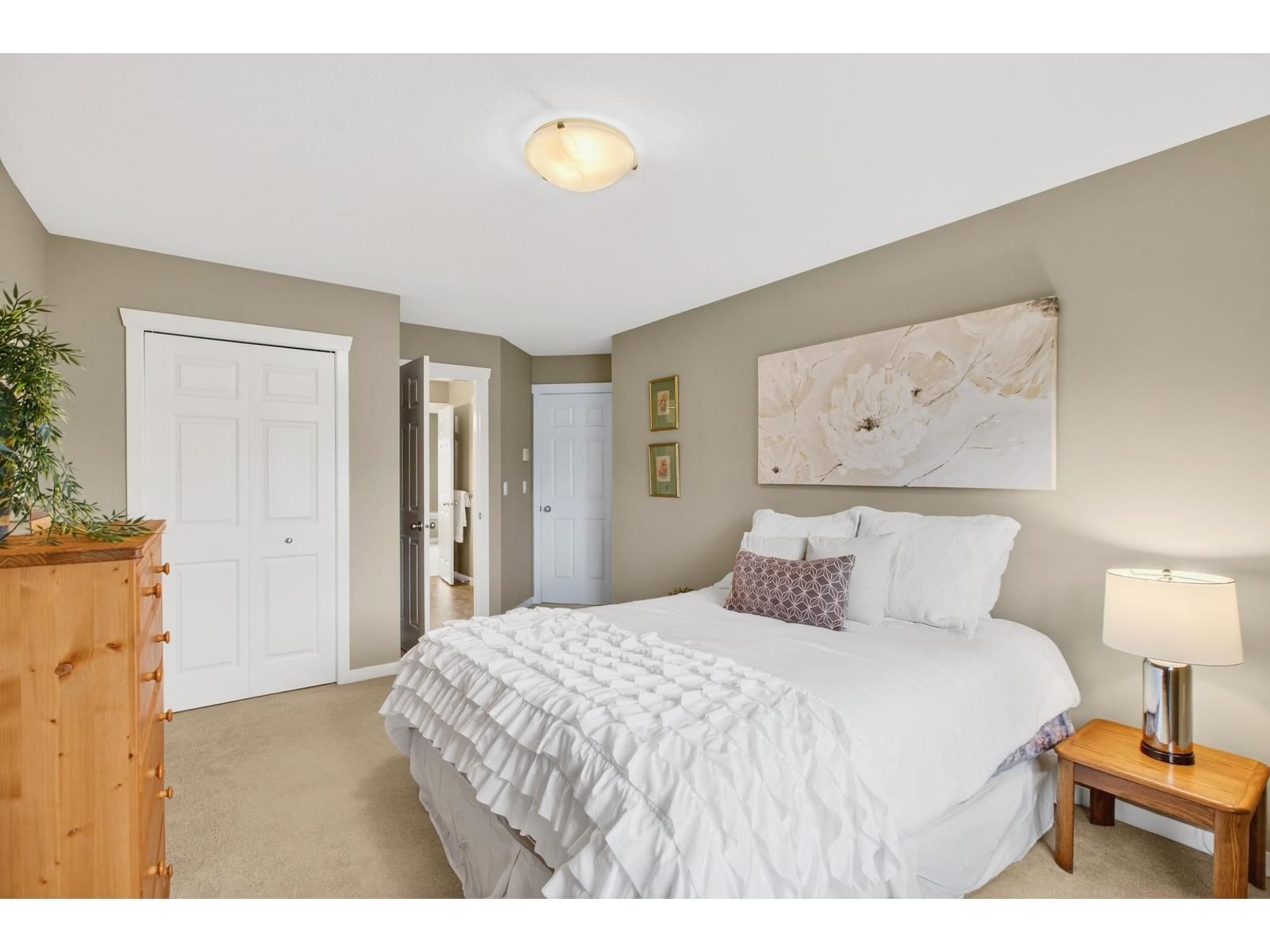 7134 196A STREET Image 30