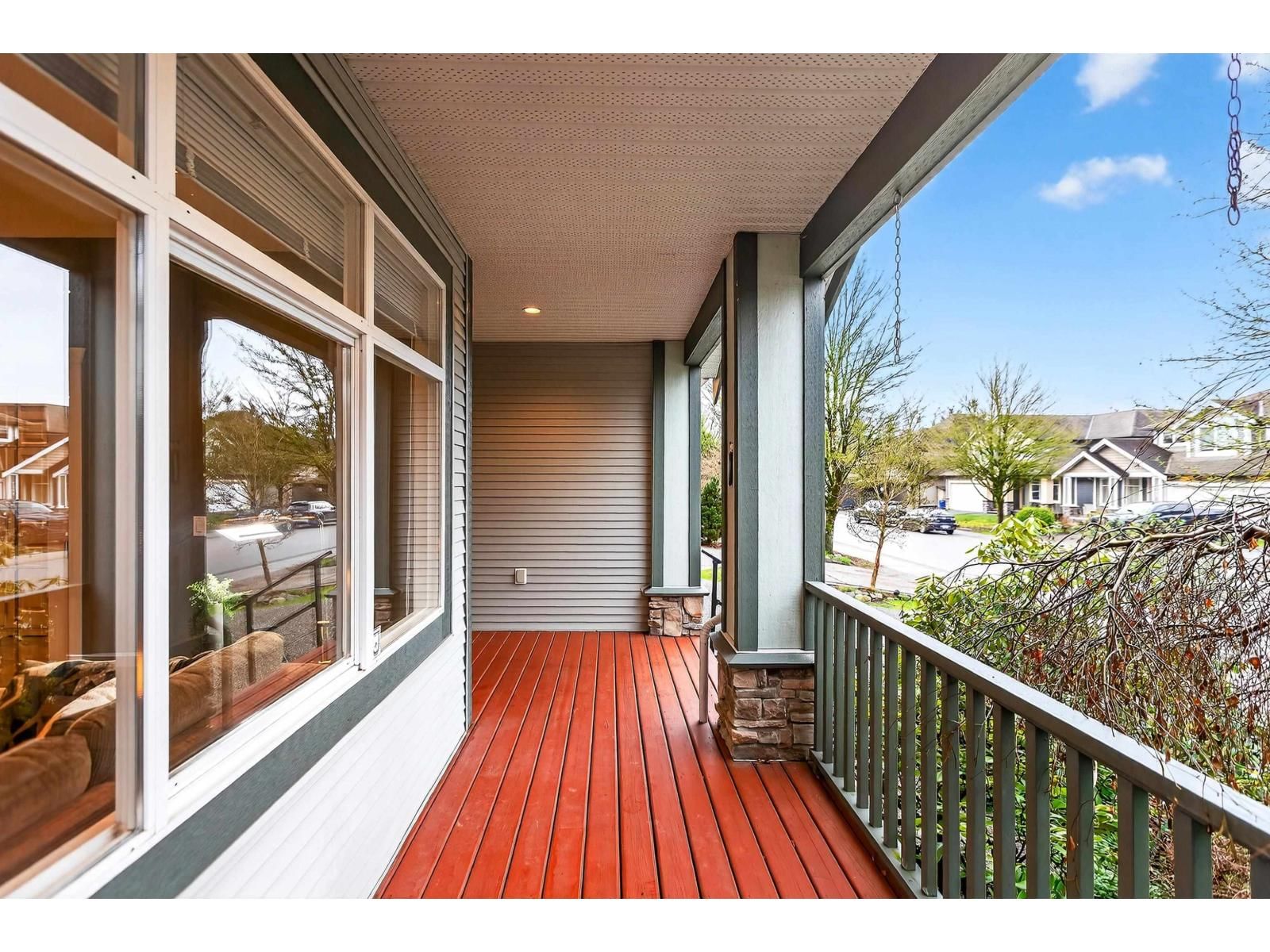 7134 196A STREET Image 5