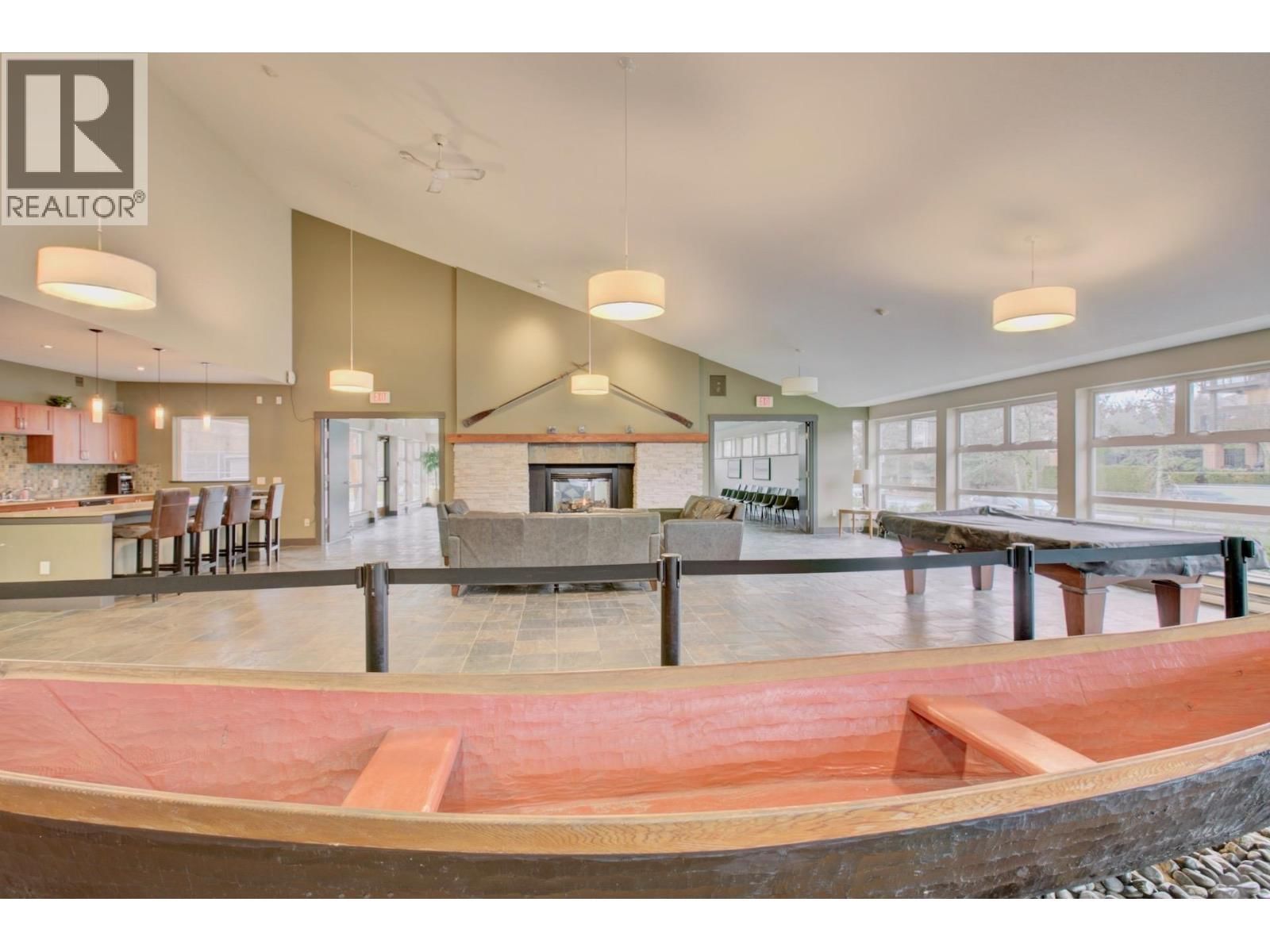 315 - 400 KLAHANIE DRIVE Image 21