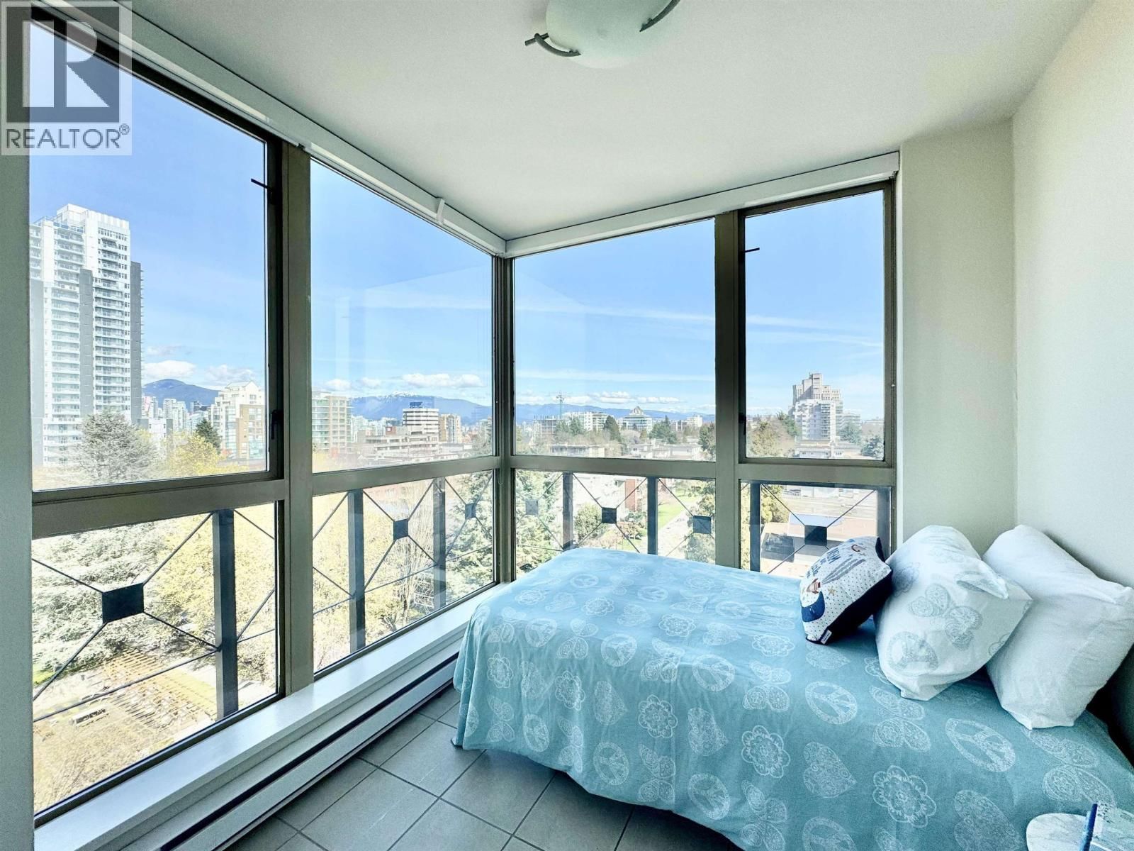 905 - 1316 11TH AVENUE Image 18