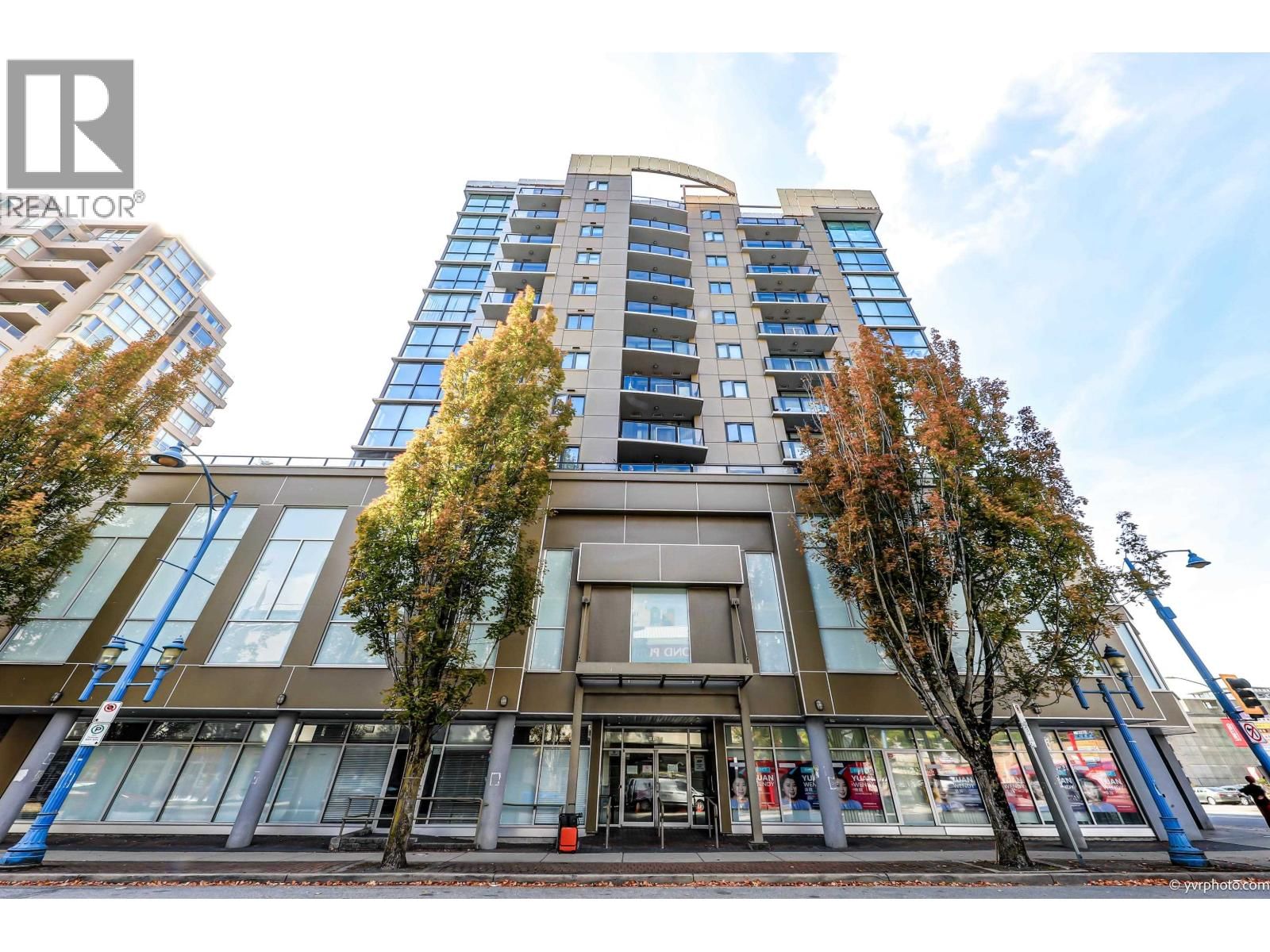 1005 - 6133 BUSWELL STREET Image 11