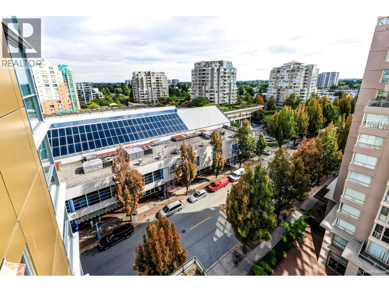 1005 - 6133 BUSWELL STREET Image 7