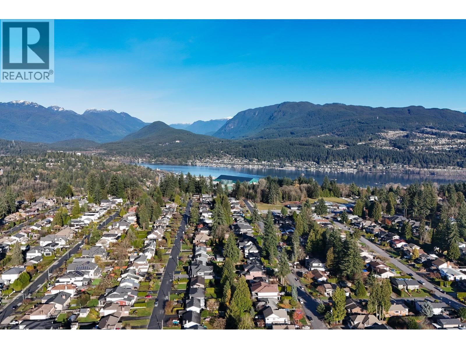 740 PORTER STREET Image 12