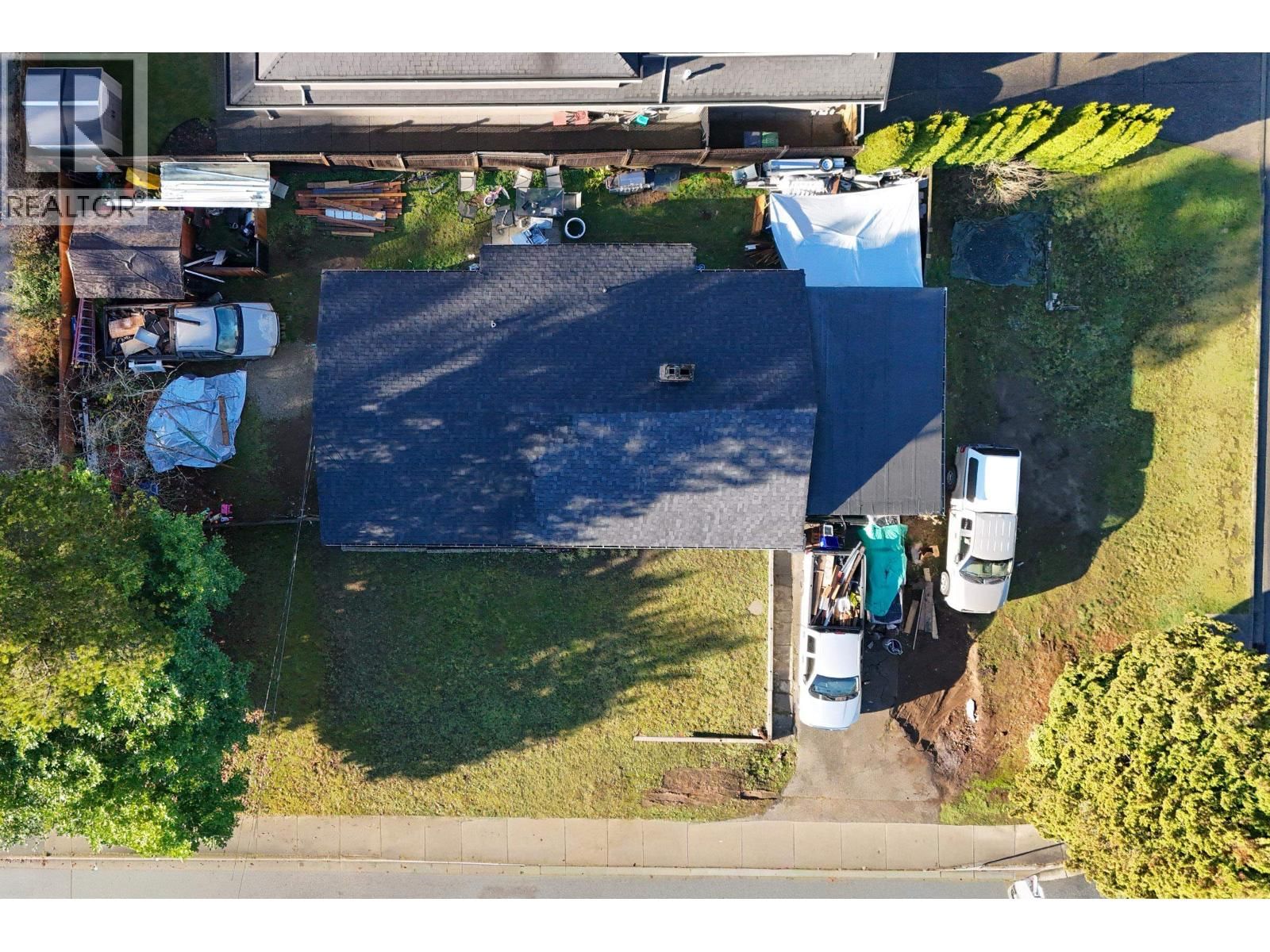 740 PORTER STREET Image 13