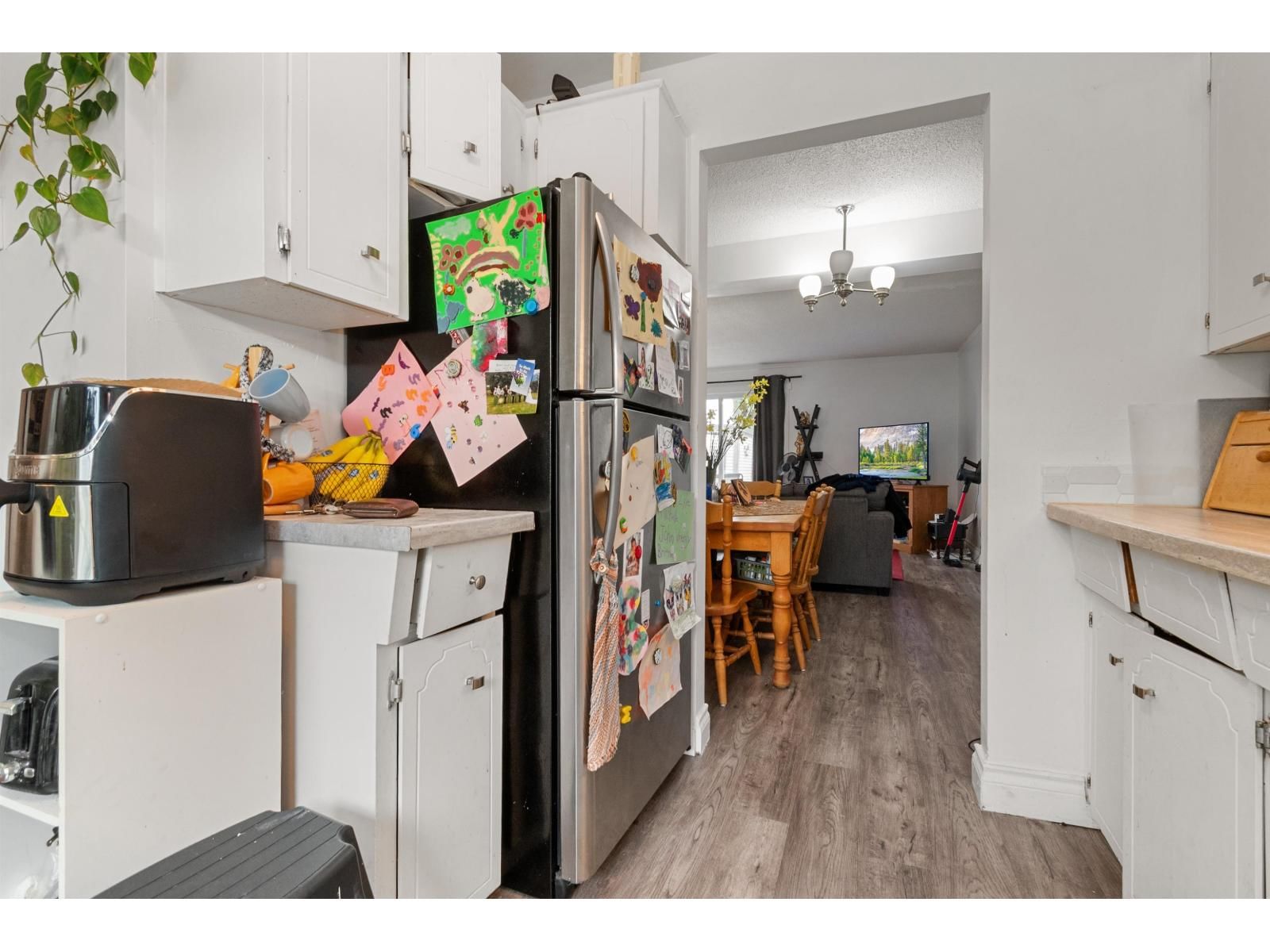 7 - 9342 HAZEL STREET Image 14