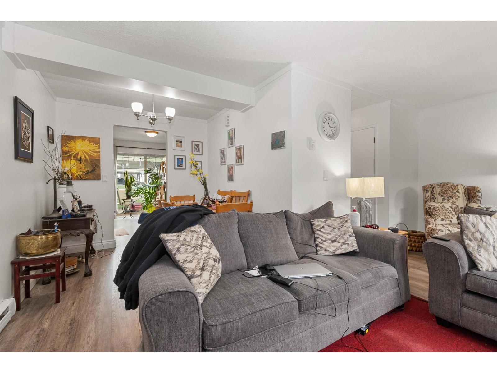 7 - 9342 HAZEL STREET Image 18