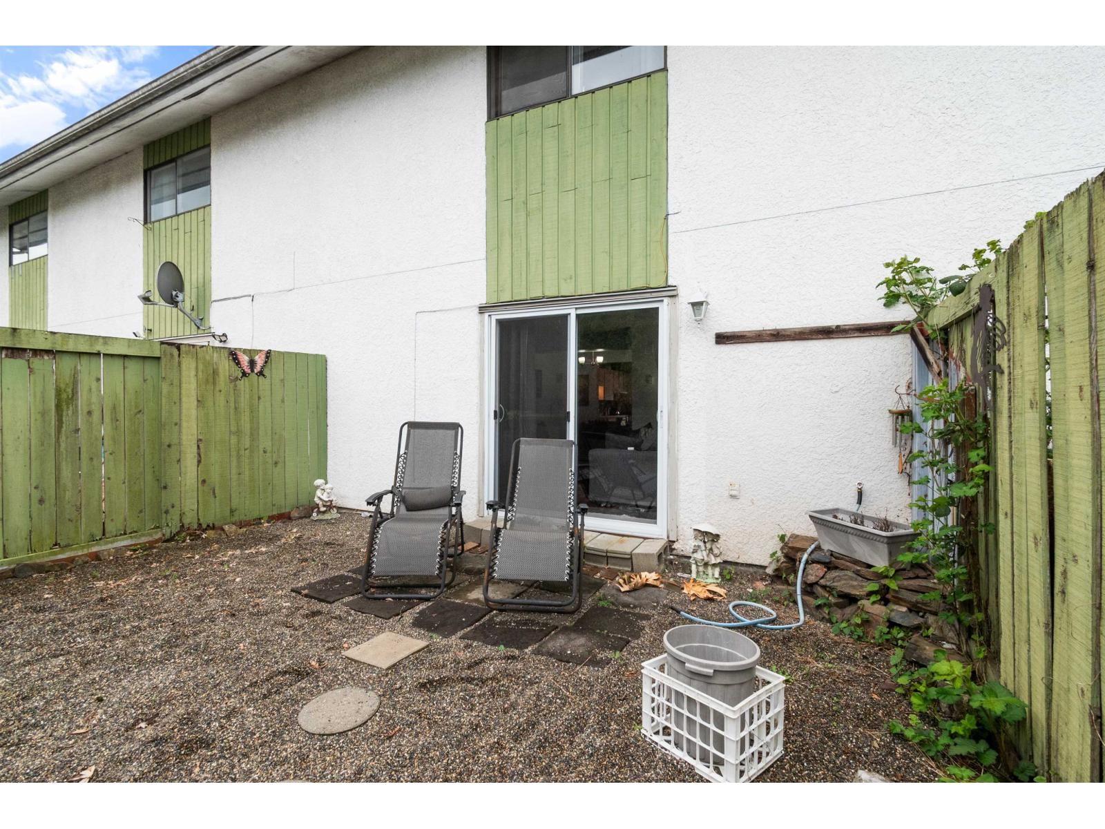 7 - 9342 HAZEL STREET Image 23