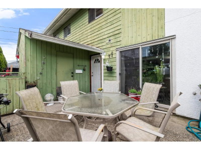 9342 HAZEL Street | Chilliwack British Columbia | Slide Image Twelve