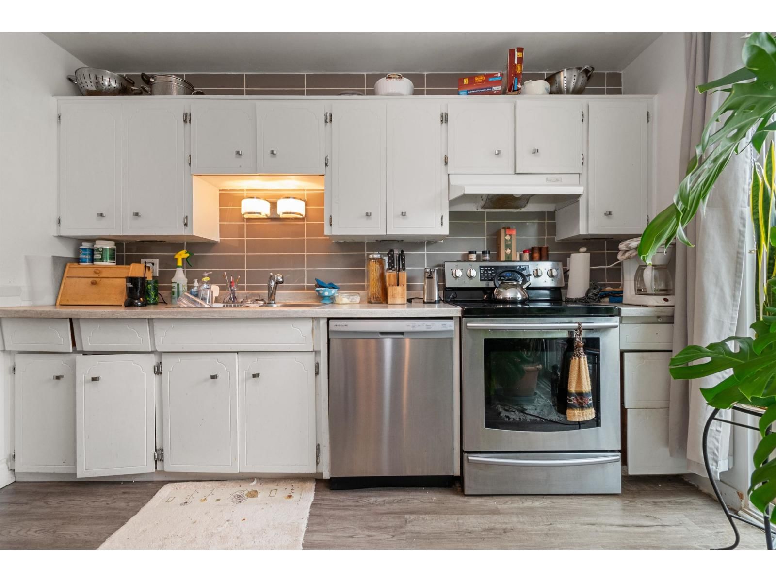 7 - 9342 HAZEL STREET Image 6