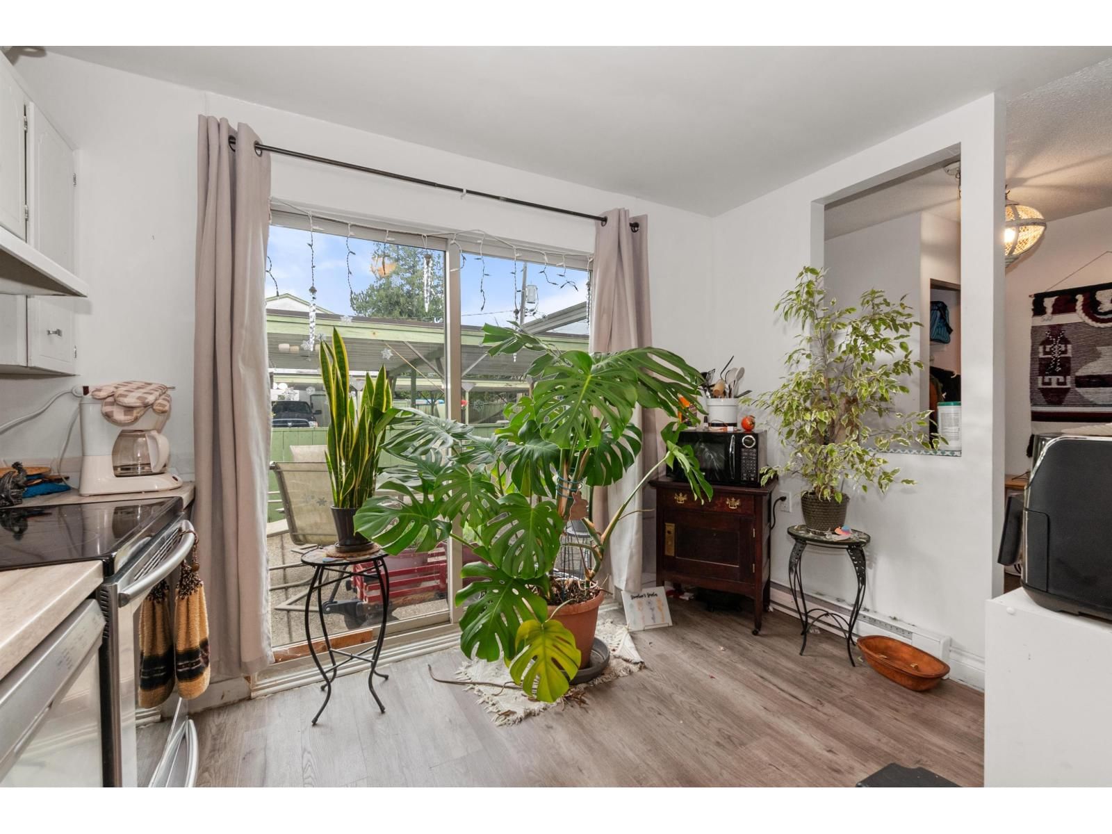 7 - 9342 HAZEL STREET Image 7