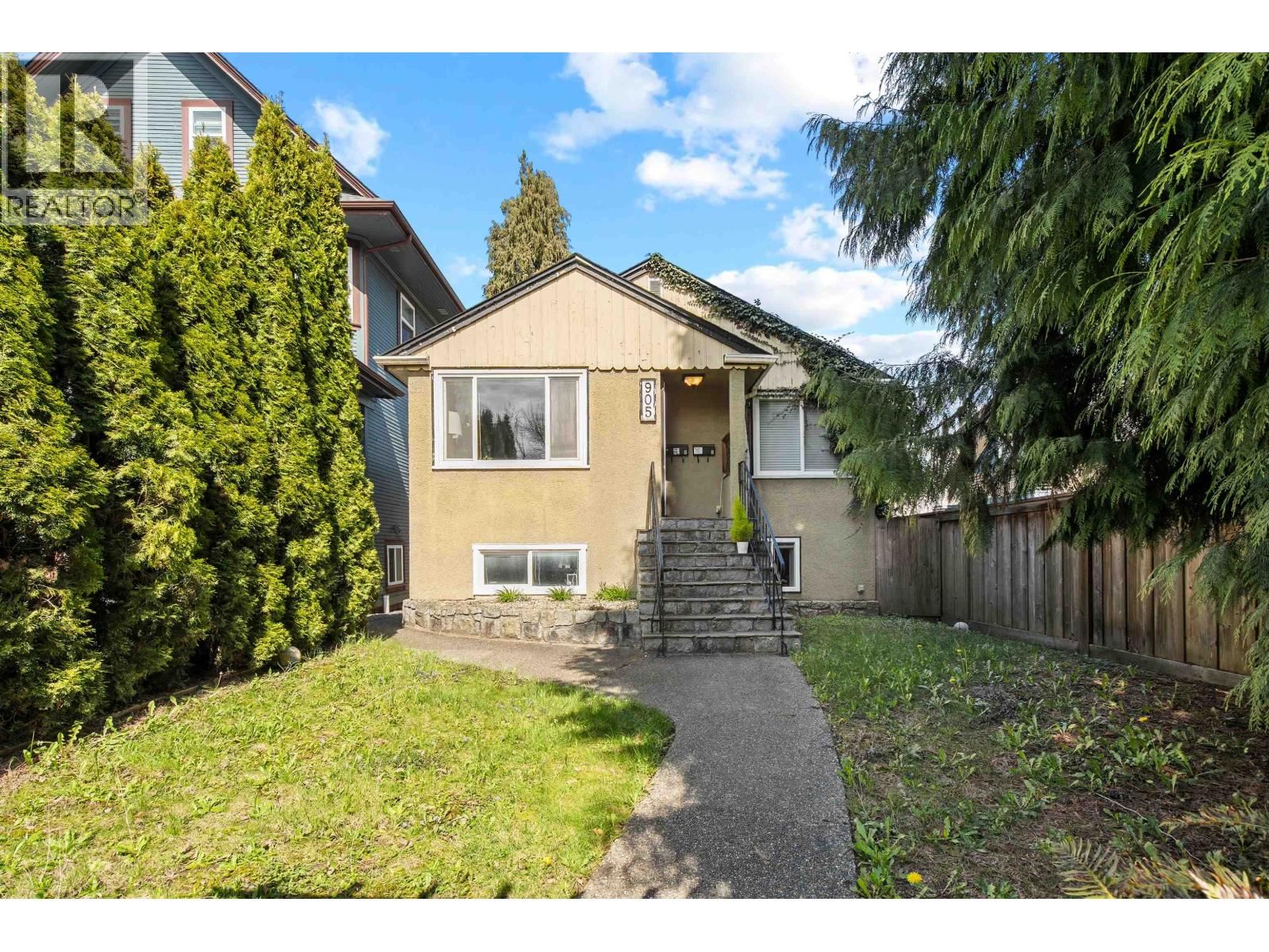 905 23 AVENUE Image 19