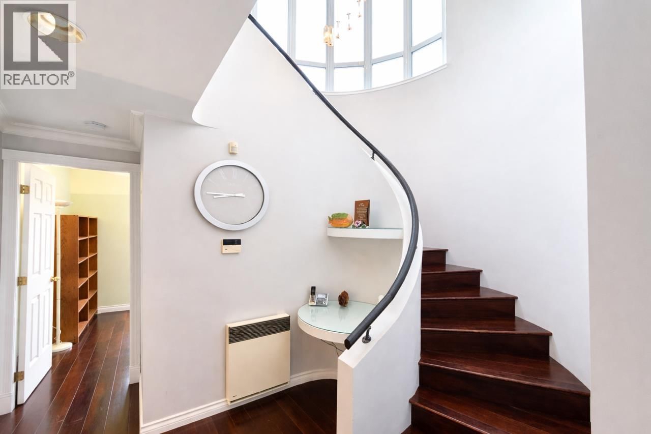 2500 - 6521 BONSOR AVENUE Image 16