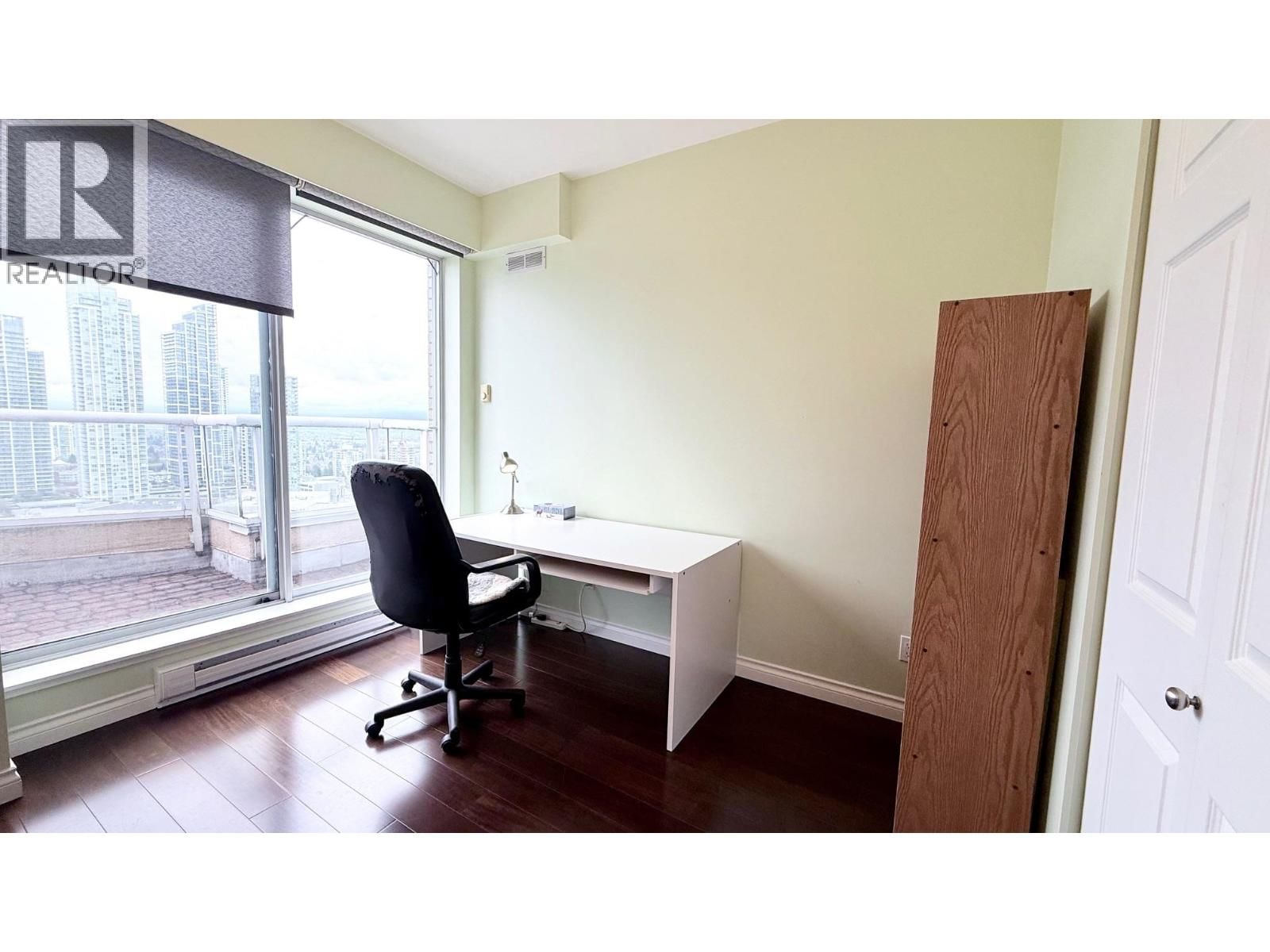 2500 - 6521 BONSOR AVENUE Image 25