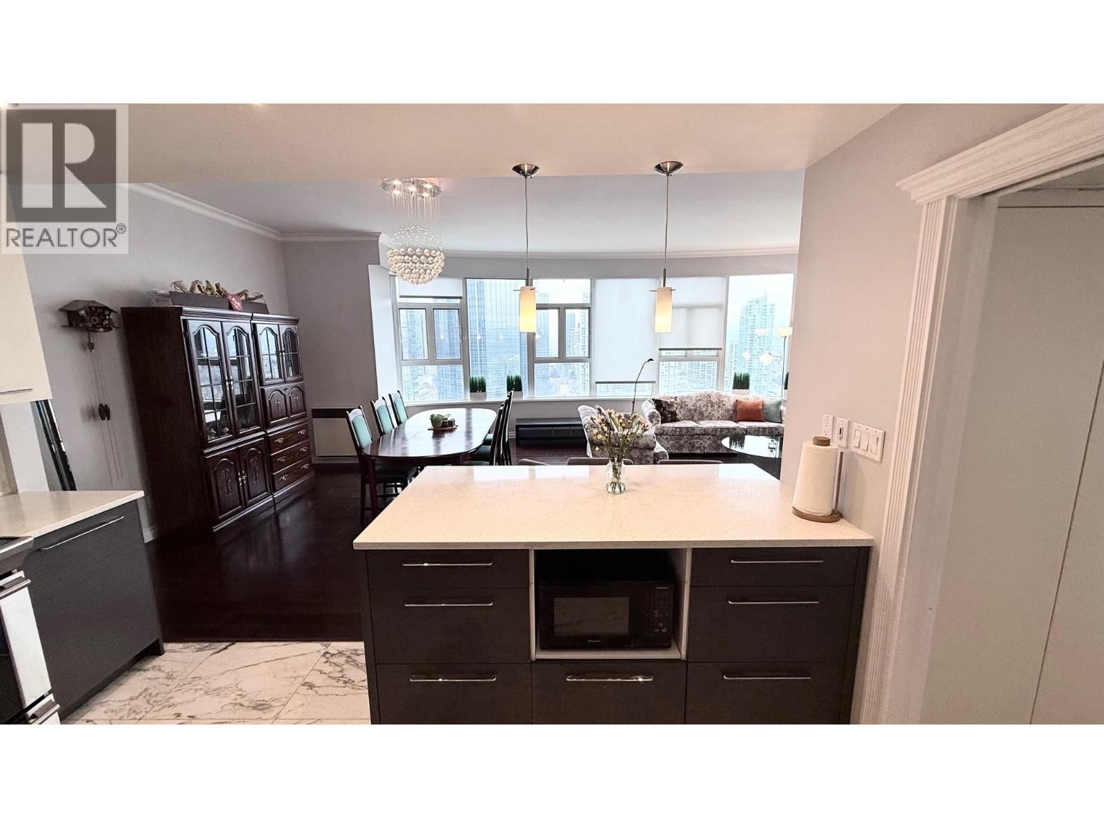 2500 - 6521 BONSOR AVENUE Image 9