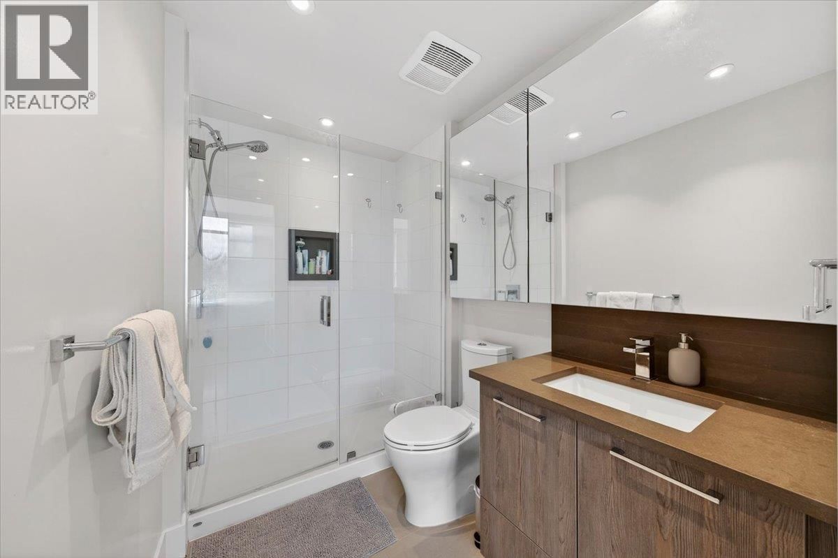 1403 - 3581 KENT AVENUE NORTH AVENUE Image 17