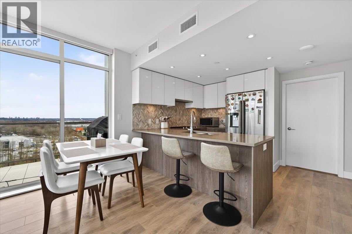 1403 - 3581 KENT AVENUE NORTH AVENUE Image 7