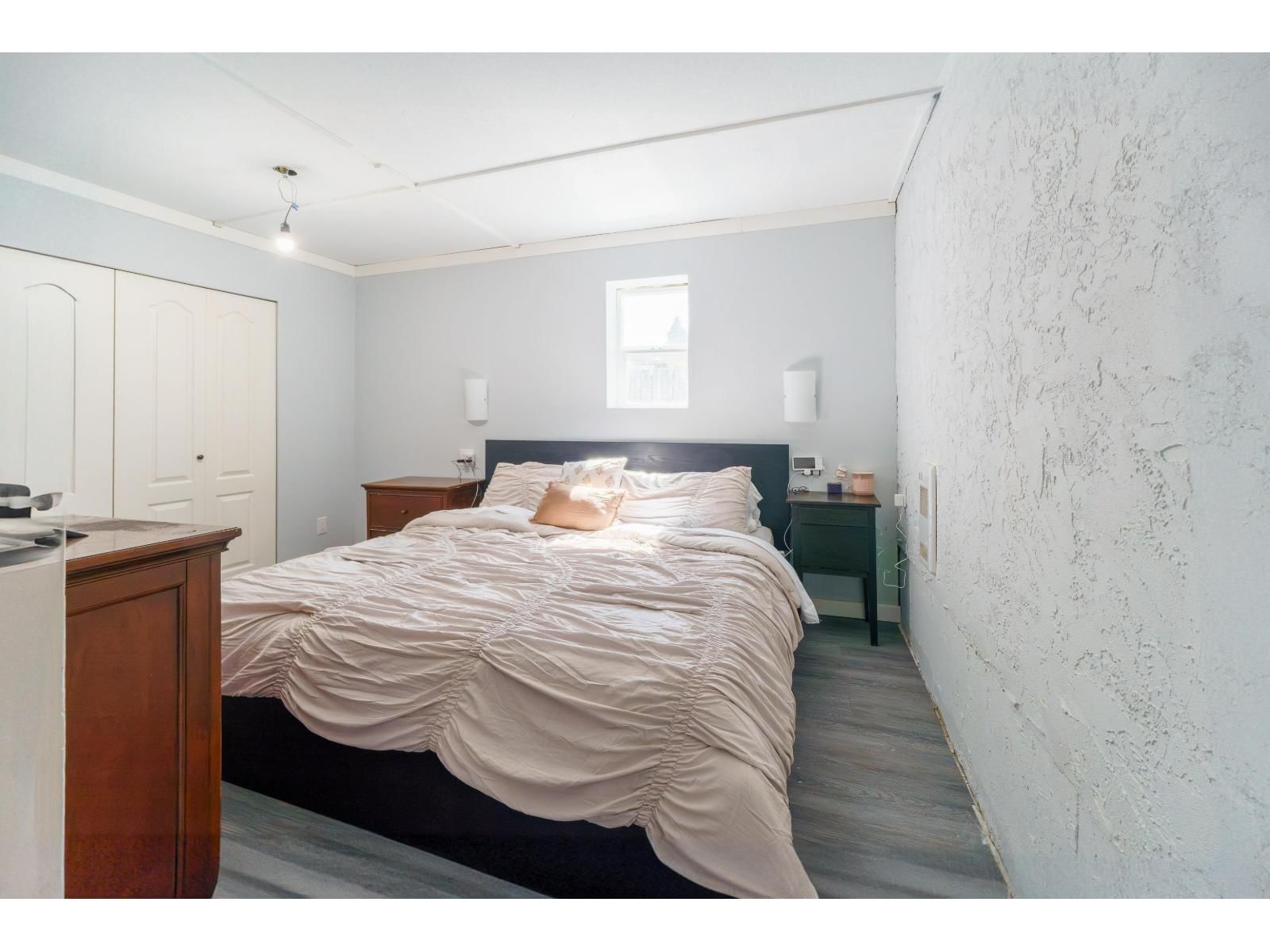 7655 WOODCOCK CRESCENT Image 13